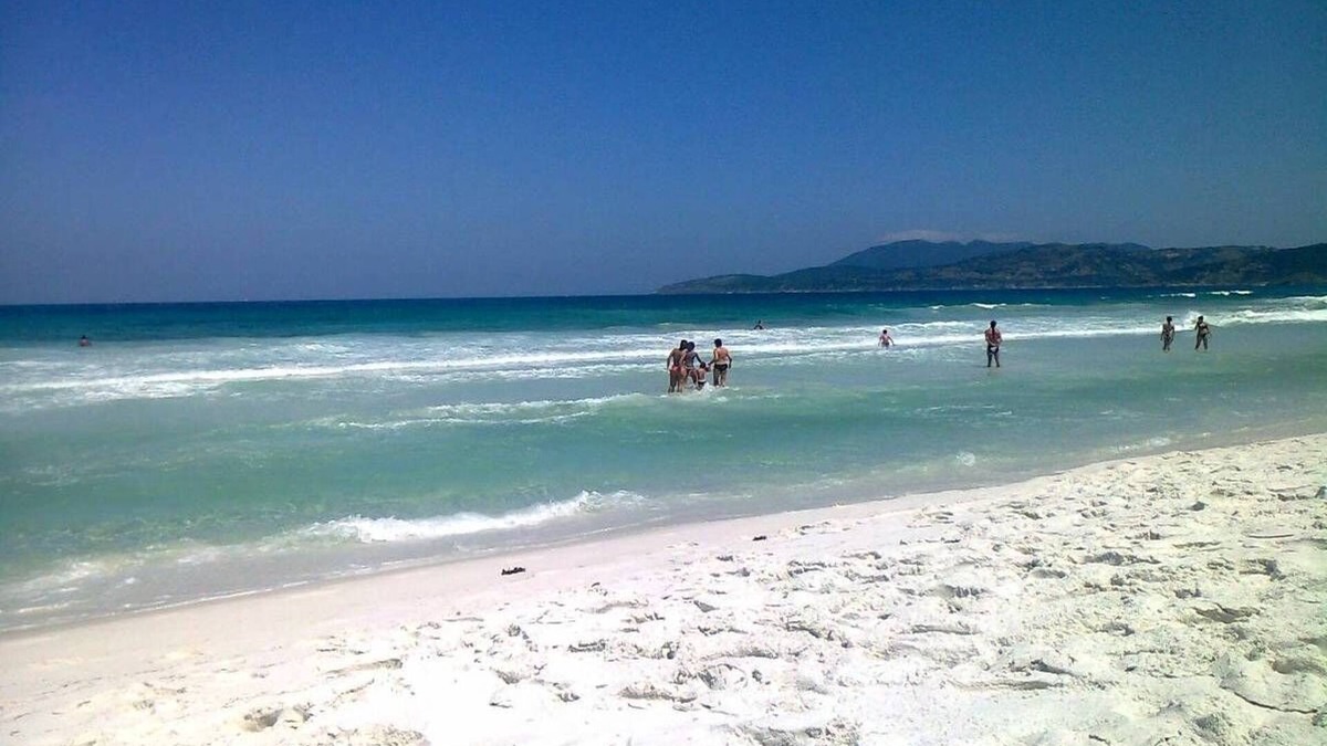 Foguete House | Houses for 6 and 10 people, from 99.00. 1 minute walk from the beach, sea view