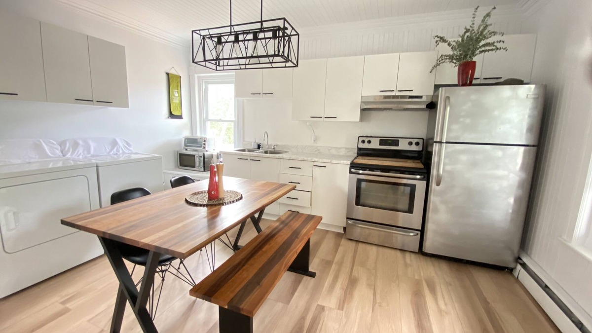 Saint Jean Port Joli Apartment | Housing in the Heart of the Village