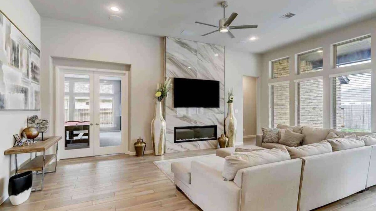 Richmond Villa | Houston Luxury Vibes w/Private Pool & Spa!
