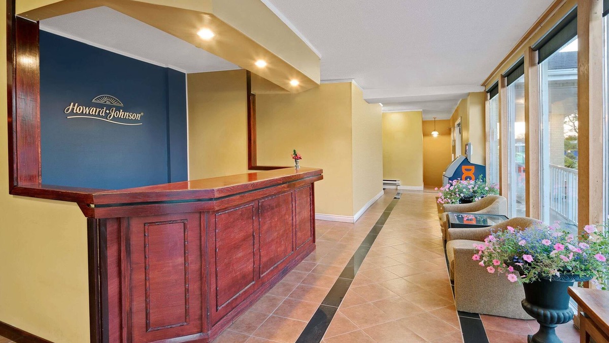 Lindsay Hotel | Howard Johnson by Wyndham Lindsay