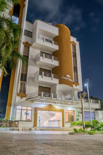 El Prado Hotel | Howard Johnson by Wyndham Barranquilla Versalles
