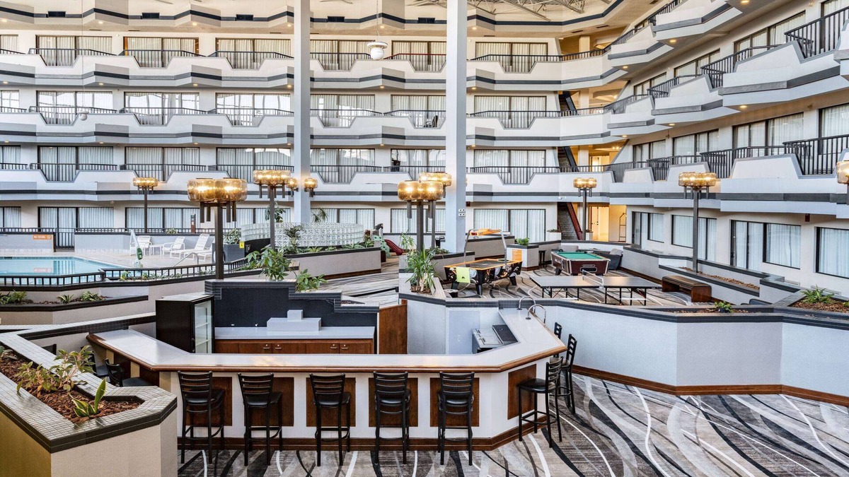 Lima Hotel | Howard Johnson by Wyndham Lima