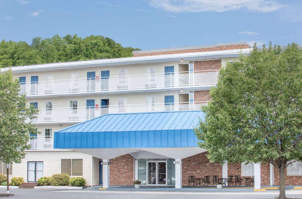 Staunton Hotel | Howard Johnson by Wyndham Staunton