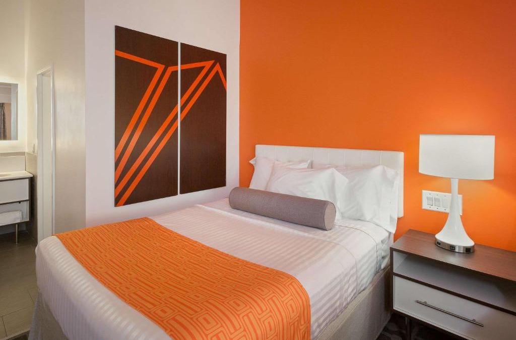 Toms River Hotel | Howard Johnson by Wyndham Toms River