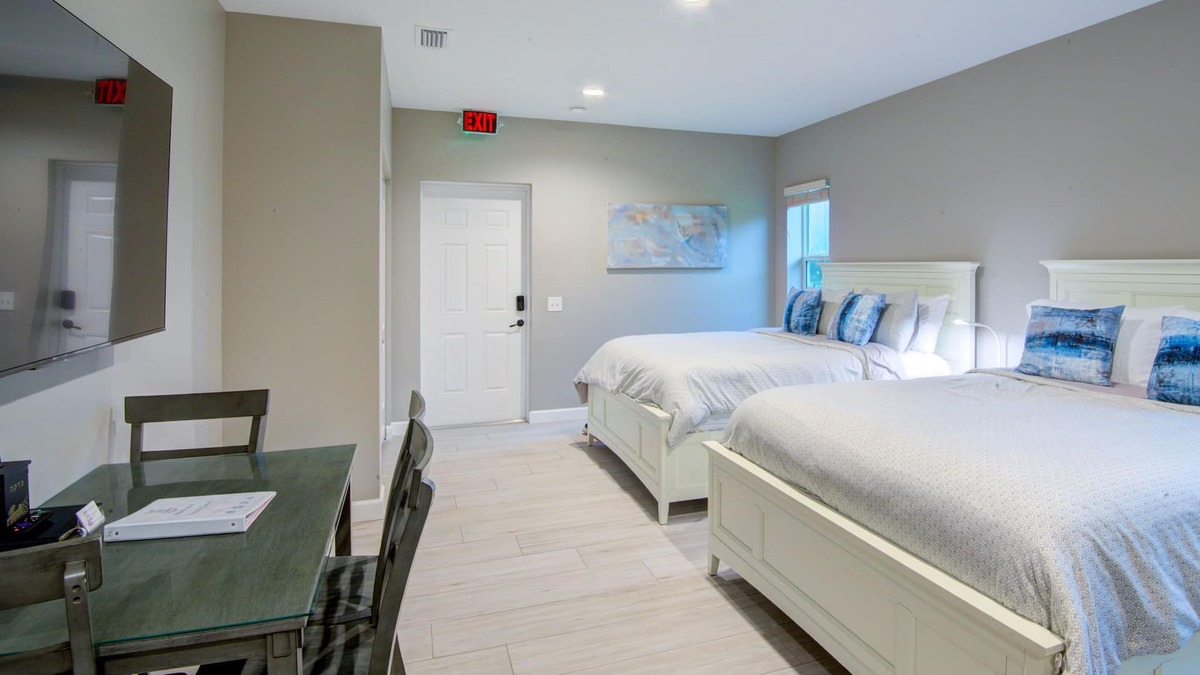 Braden River Apartment | HS#2- Modern Studio next to Premier Sports Complex