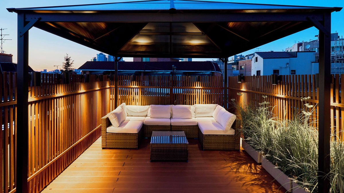 Itaewon House | HT Tailored Service Urban Retreat Gym and Garden