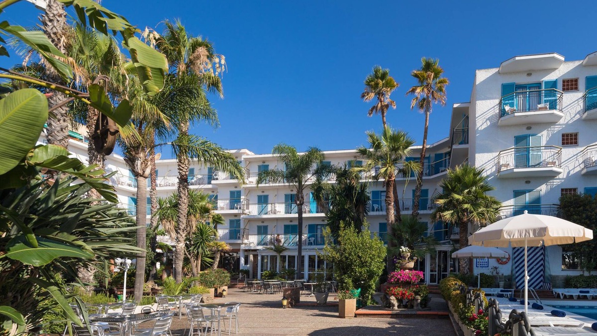 Malgrat de Mar Hotel | htop Planamar