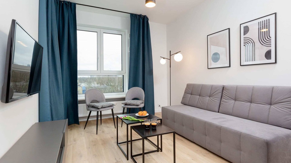 Zoliborz Apartment | Hubnera 1 | Bright Studio | Parking | Balcony