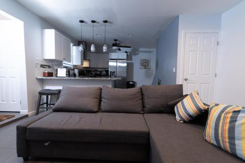 West New York House | Hudson Haven-Near NYC Transit