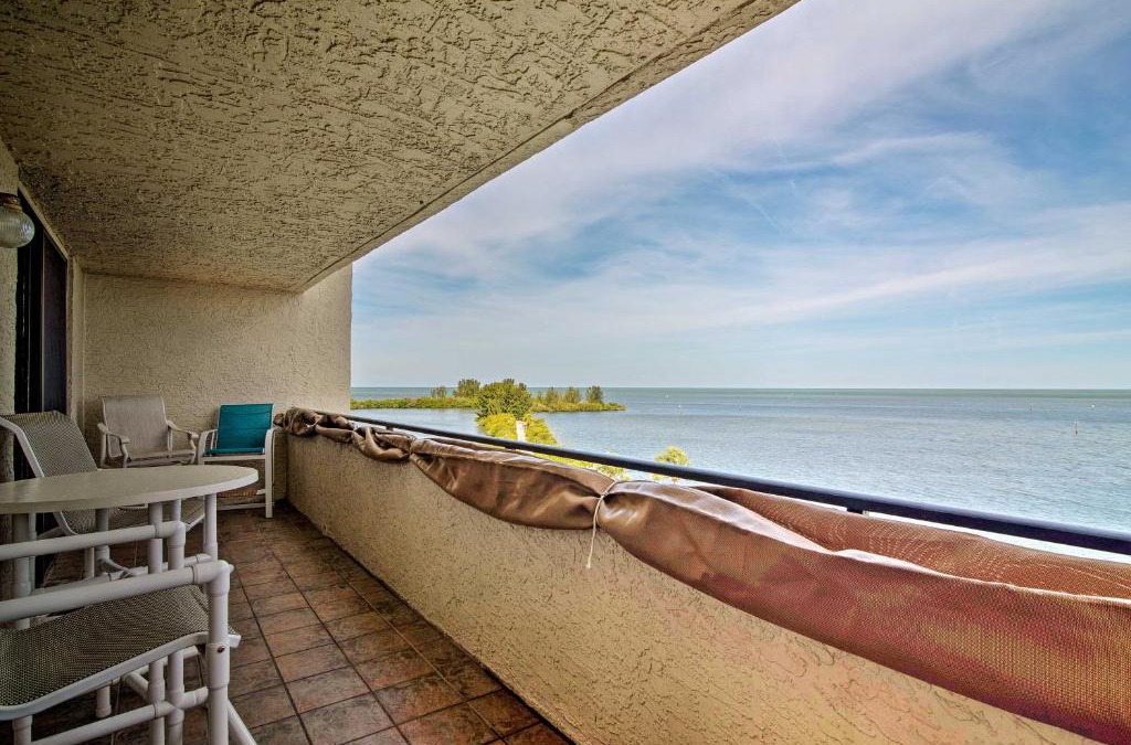 Hudson Apartment | Hudson Resort Condo with Gulf Views and Beach!