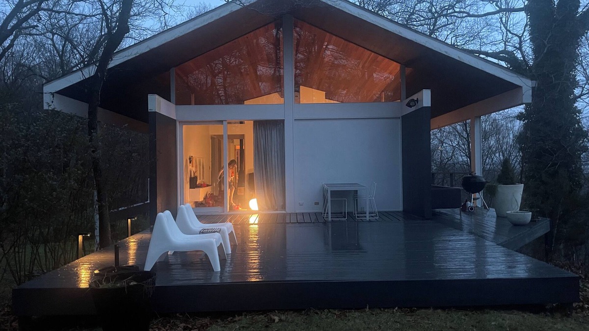 Town of Wappinger Villa | Hudson Valley mid century house w/stunning views