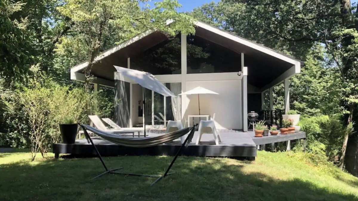 Town of Wappinger House | Hudson Valley mid century house with stunning views
