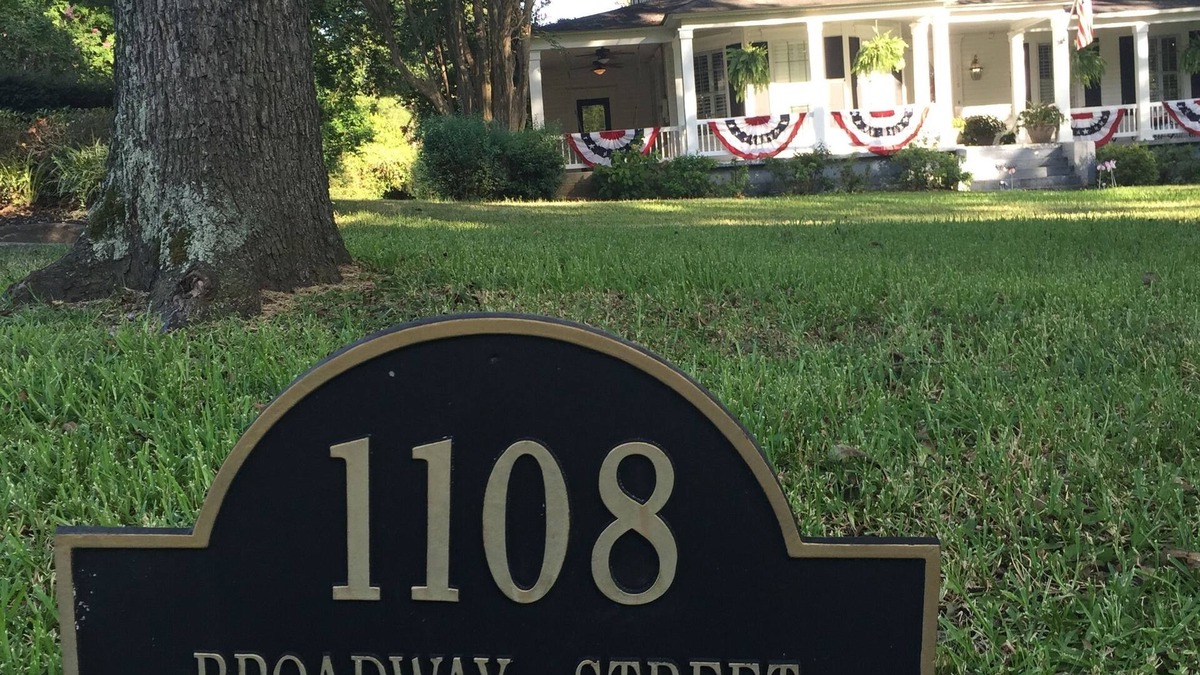 Minden Bed & Breakfast | Huffman House