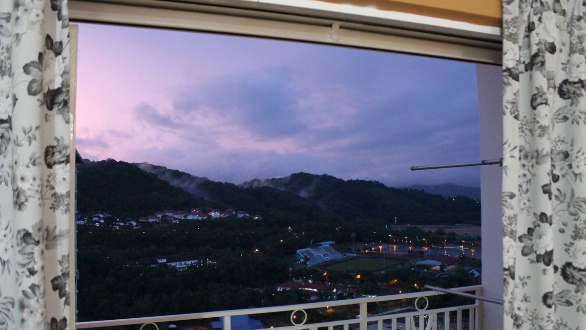 Kota Kinabalu Apartment | HUGE 3 bed ~ Great for big families