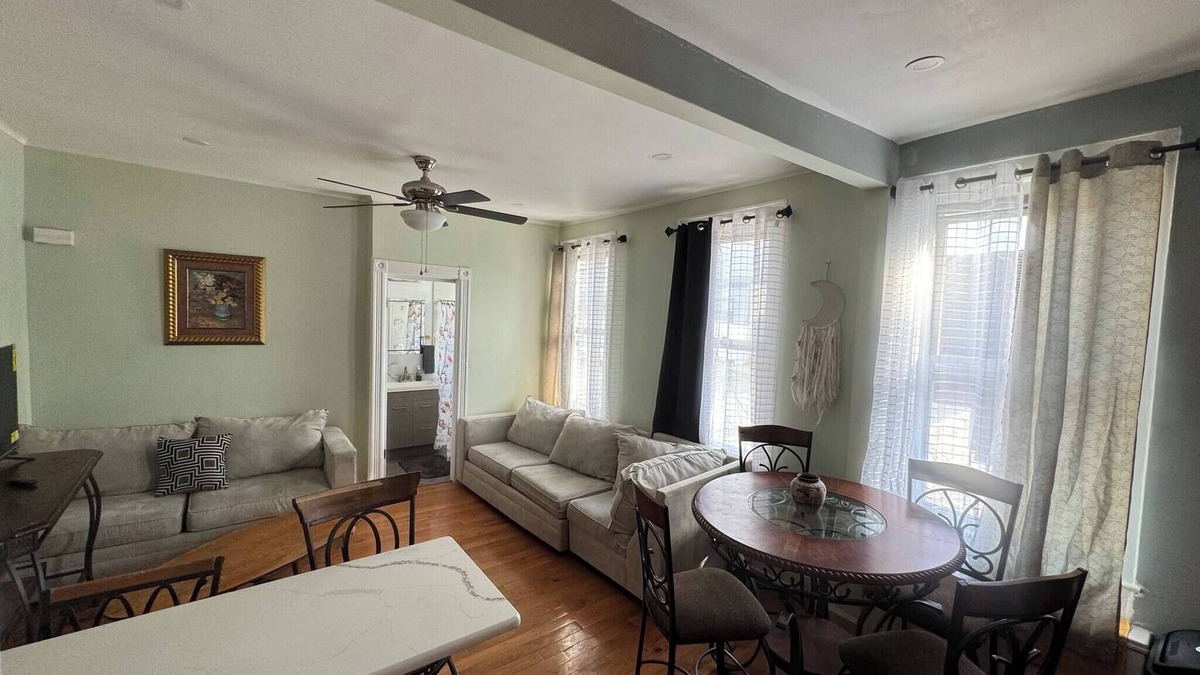 West New York Apartment | Huge 3 Bedrooms Apt 15 Minutes to NY City