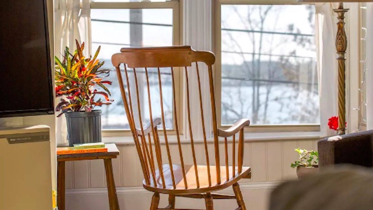 West End House | HUGE 4BR, CHARM, COMFORT, WALK TO ALL!