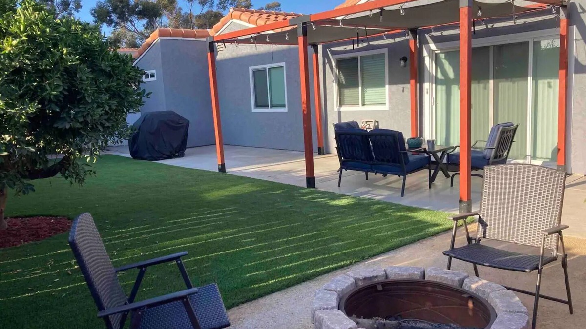 Nestor House | Huge 5 Bedroom San Diego Home! Near Imperial Beachnn