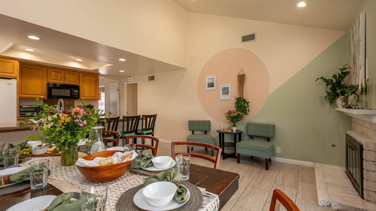 Placentia House | Huge Backyard, Near Disney, Family Friendly, Quiet Neighborhood