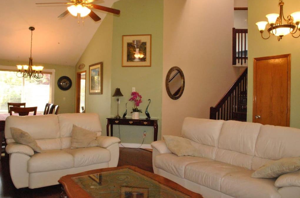 Beaverton House | Huge Bdrms on main-Charming vacation home for 19