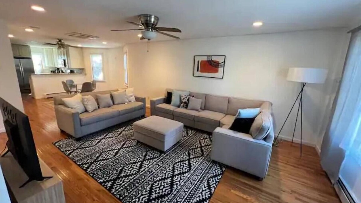 Linden House | Huge house by NWK Airport and 20 mins to NYC