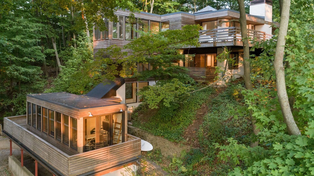 Macatawa House | Huge Mid Century Beach Home w/Beach Access