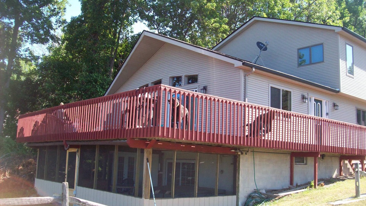 Wolcott House | Huge Open Floor Plan! New Owner Of This Beautiful Hidden Gem as of February 2016
