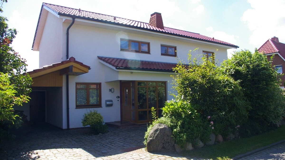 Wremen House | Huge vacation home with sauna and dyke view, 2 min. to the beach