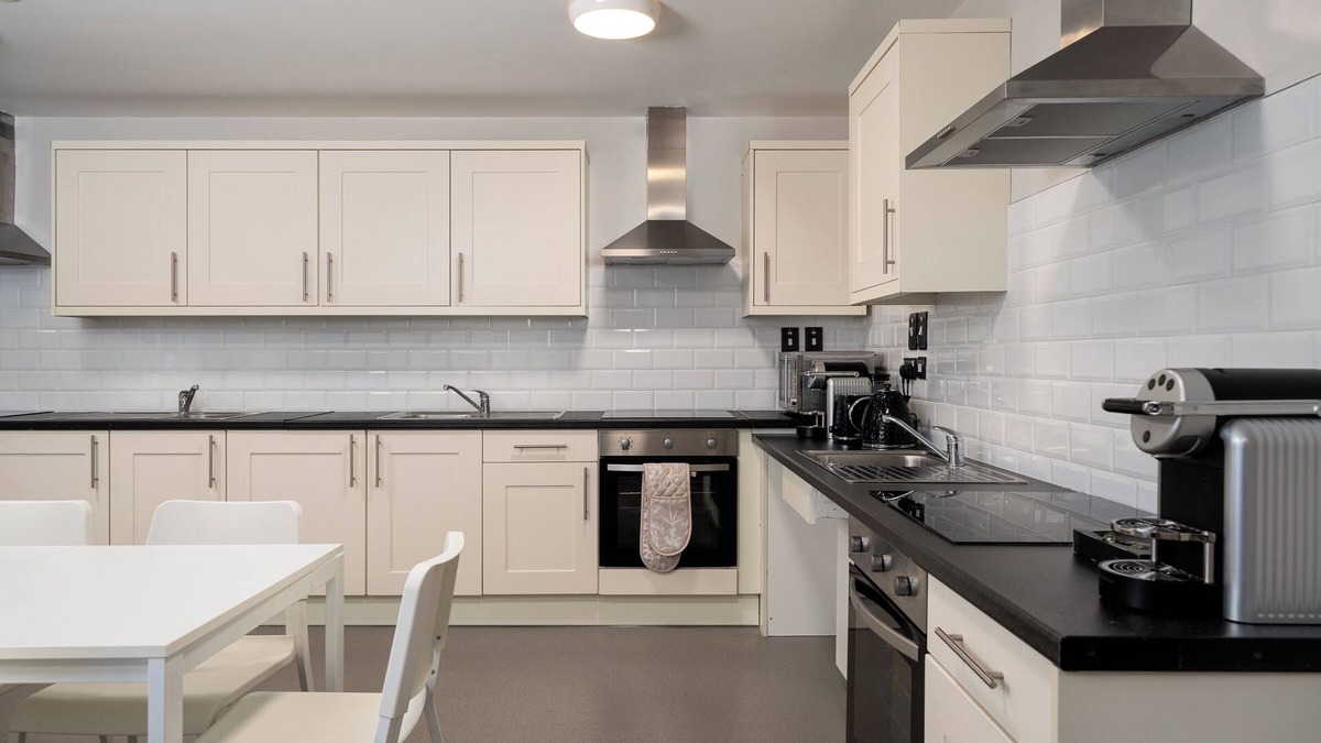 Tullamore House | Hugh Lynch's Self Catering Accommodation