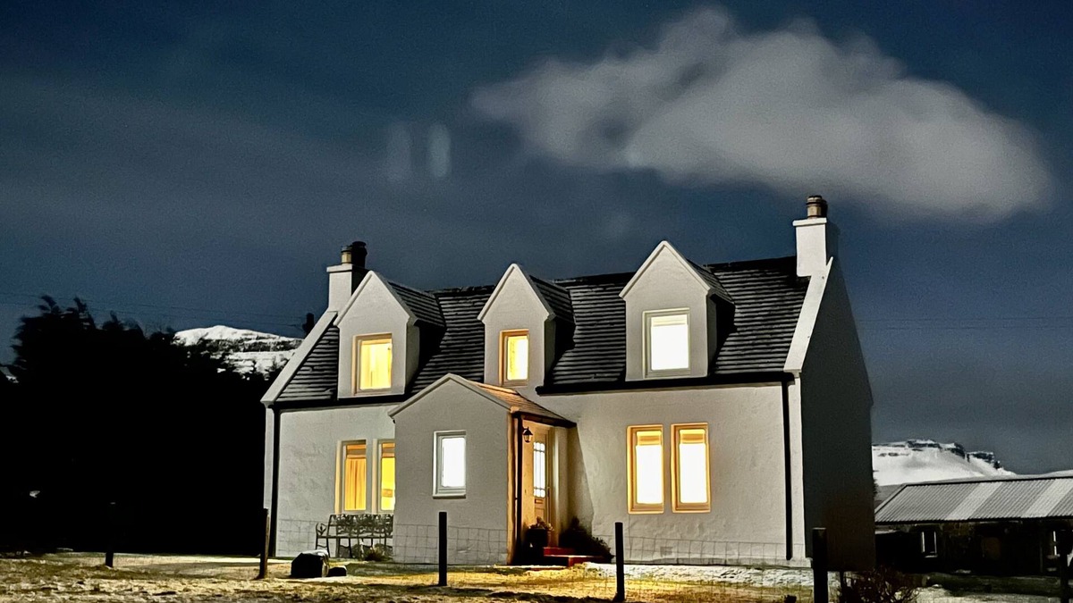 Staffin Cottage | Hugh’s Highland Hideaway