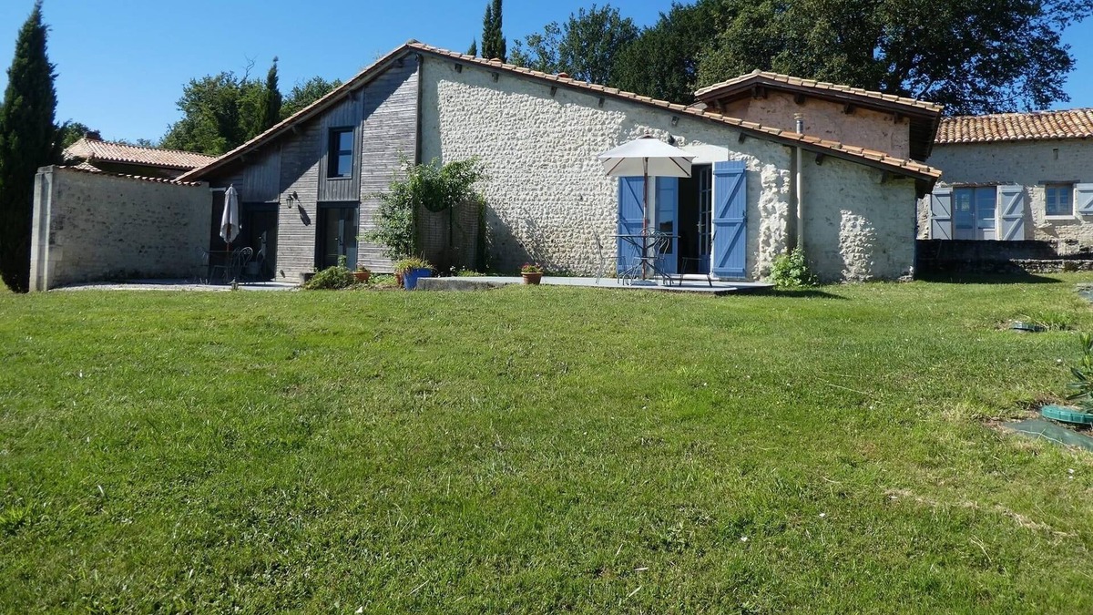 Juignac Ski Chalet | Hugo at Bassinaud