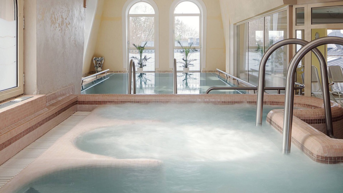 Karlovy Vary Hotel | Humboldt Park Hotel And Spa