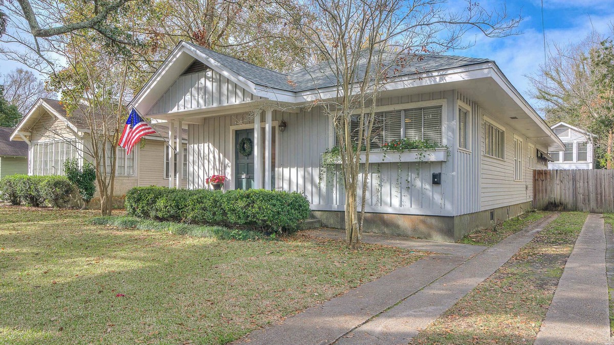 Hannon Park House | Hummingbird Home - a Craftsman Bungalow