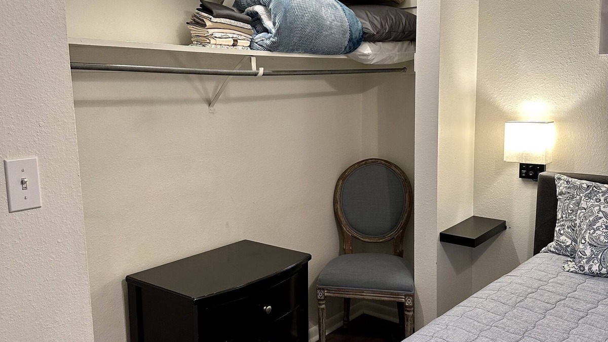Flagstaff Apartment | Humphreys Peak with a King Bed