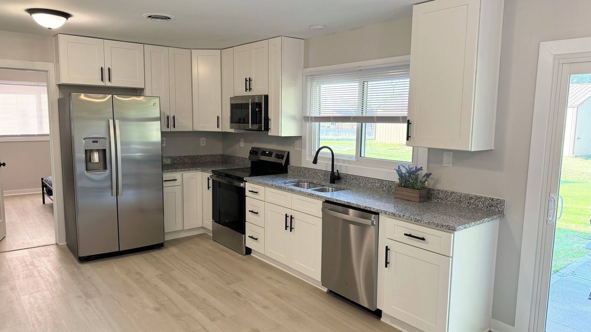 Franklin House | Hunter Hideaway: charming 3 bed/ 2 bath