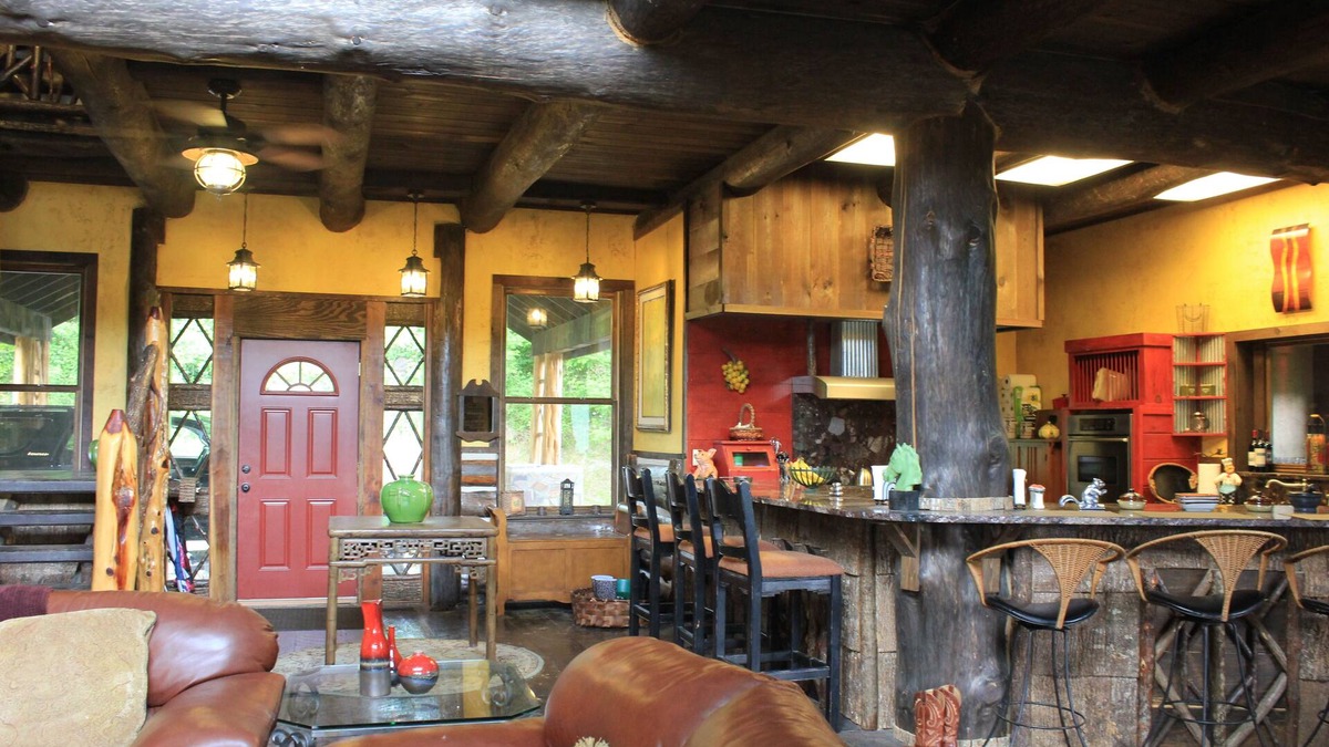 Highlands Cabin | ~HUNTER'S LODGE~ ' AN EXQUISITE 12 ACRE ESCAPE WITH SOARING VIEWS'