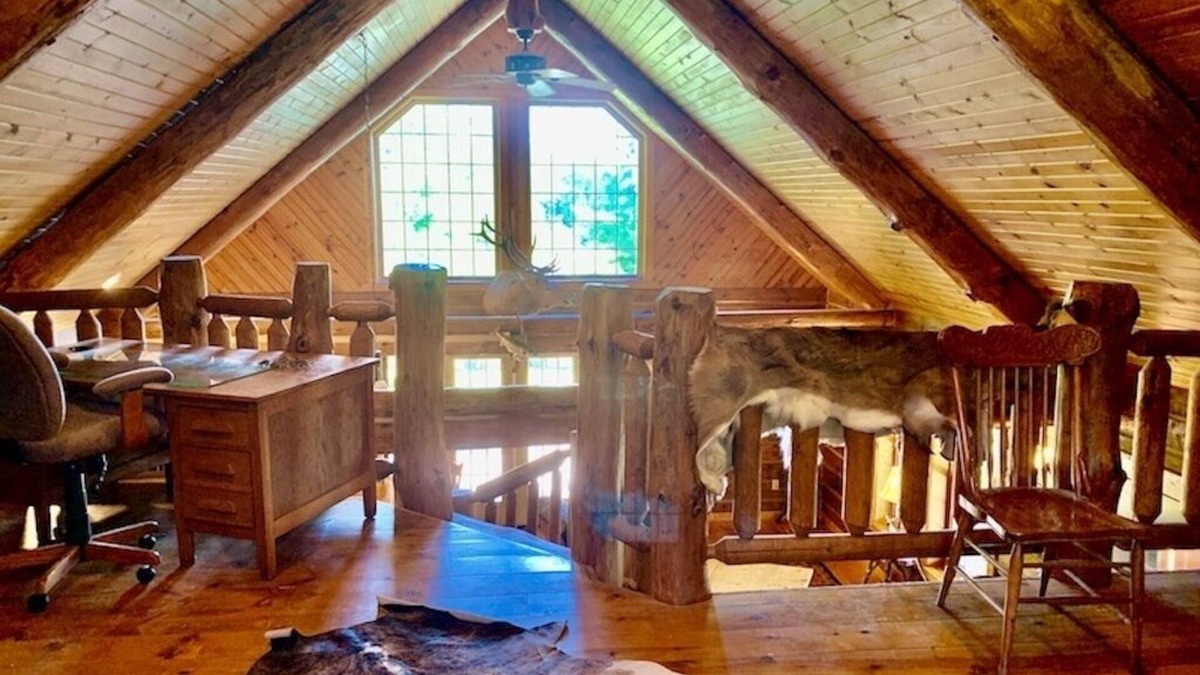 Dorchester Cabin | Hunters Hollow Lodge w/Outdoor Hot Tub