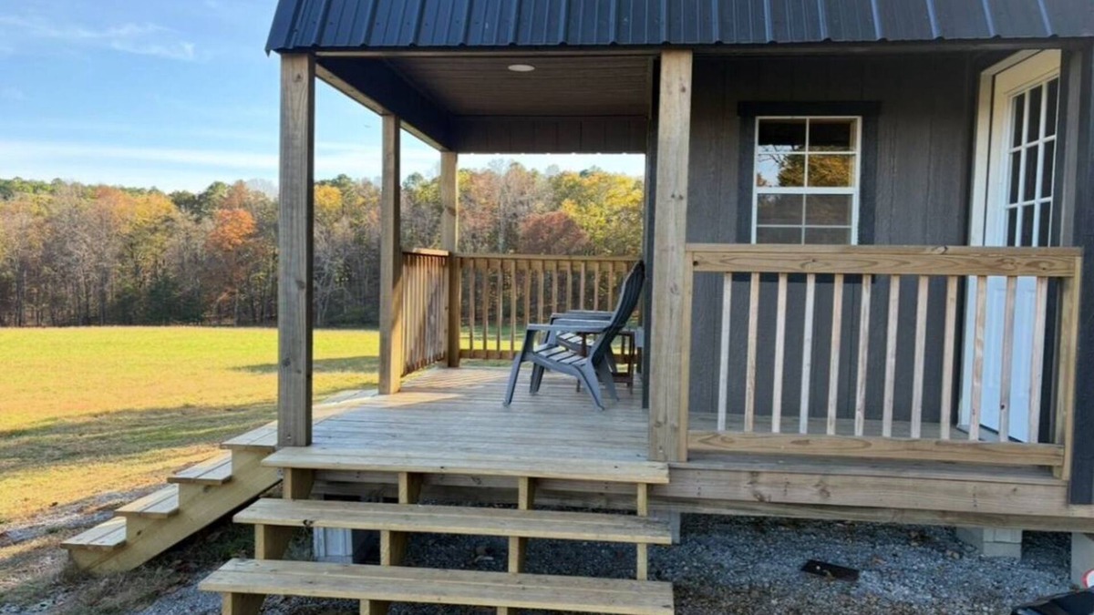 Pope County Cabin | Hunting Cabin with breathtaking views surrounded by The Shawnee National Forest.