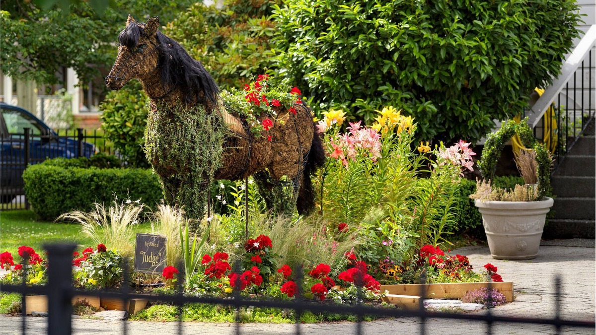 Inner Harbour Hotel | Huntingdon Hotel and Suites