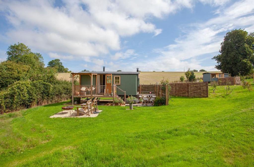 Dorchester House | Hurdlemakers Hut