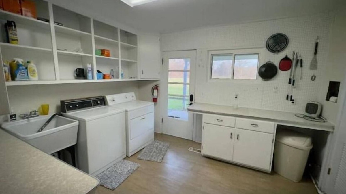 Mitiwanga House | Huron Beach House on Lake Erie