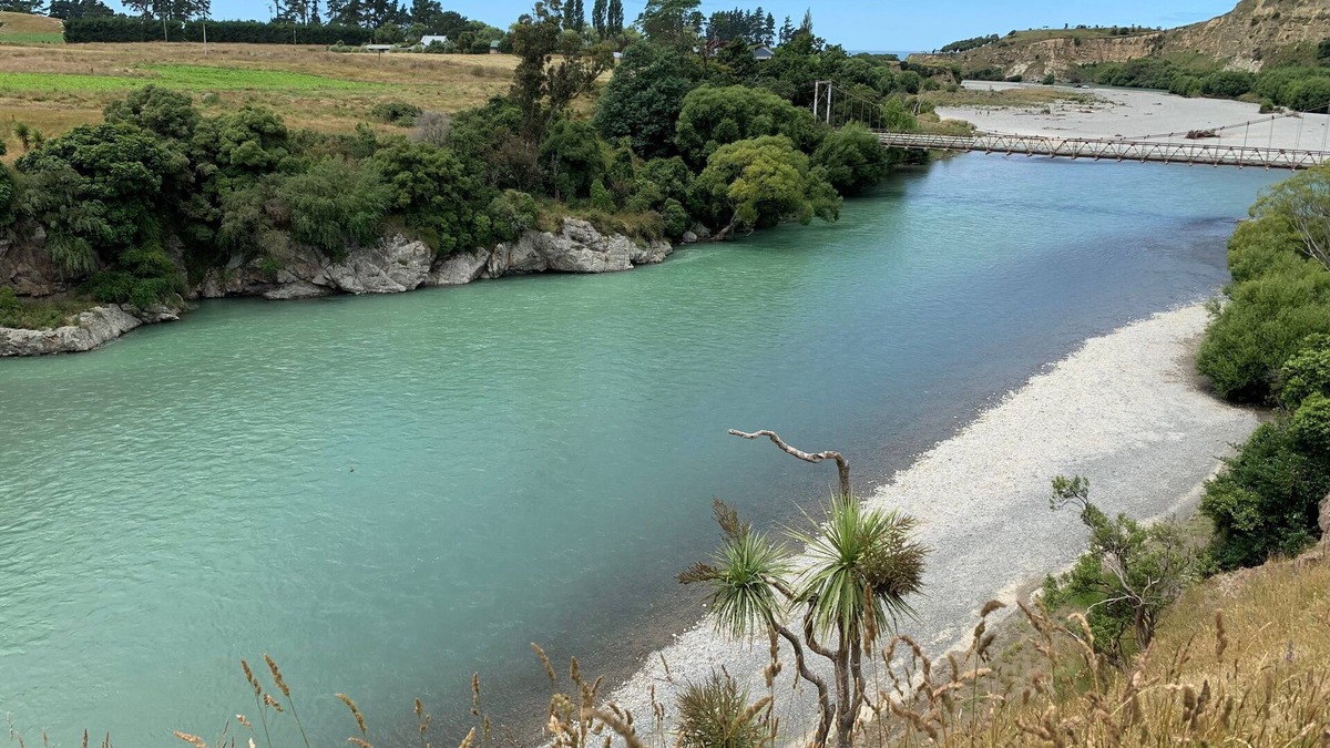 Hurunui Mouth House | Hurunui River Lodge - tranquil coastal setting