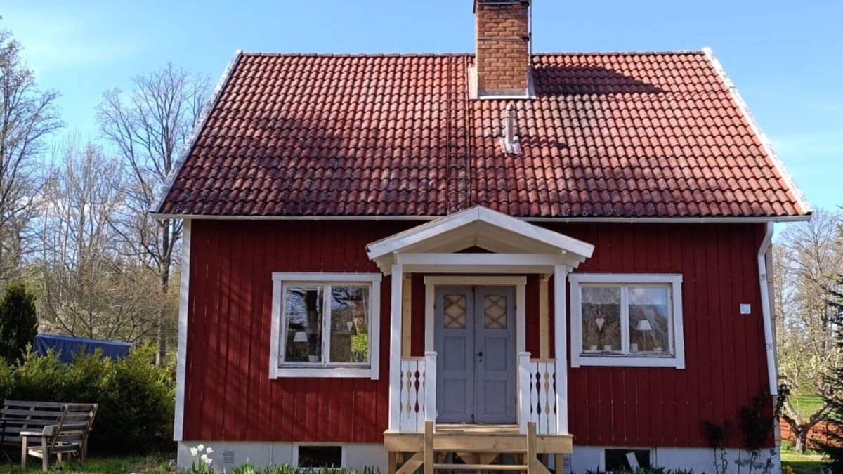 Blomstermala House | Hus Hornsö - Modern vacation home in Småland with pure nature