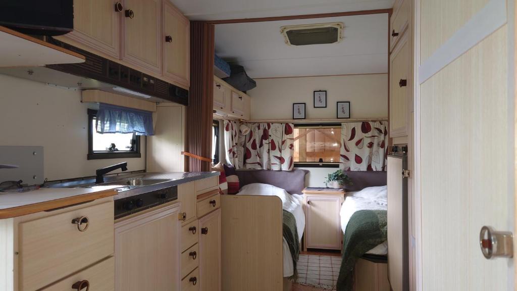 Osthammar Apartment | Husvagn i lantlig miljö Roslagen