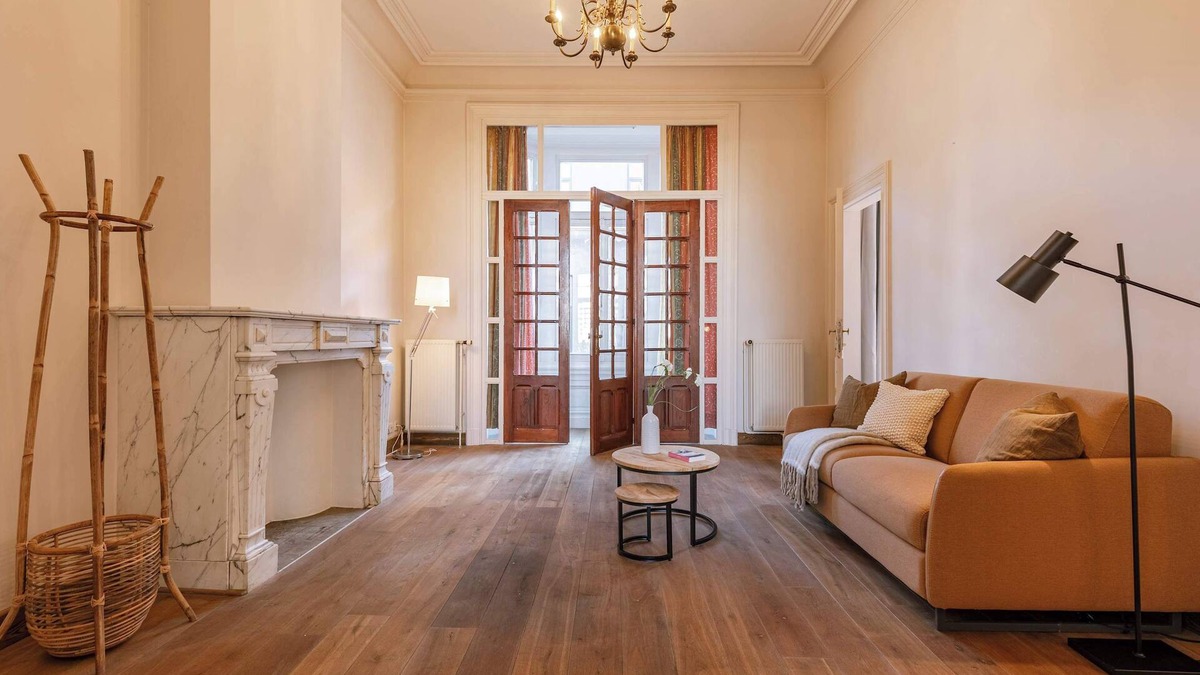 Kunstenkwartier Apartment | Huswell - Cape Montigny - A Beautifully Renovated Historic Property in the Heart