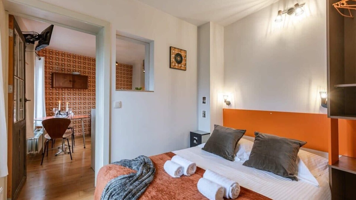 Heilig Kerst Apartment | Huswell - Characterful apartment in central Ghent