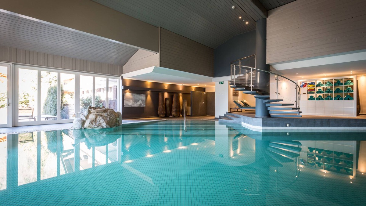 Saanen Hotel | HUUS Gstaad