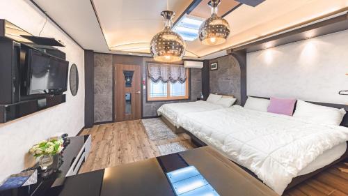 Hwacheon House | Hwacheon Sky Valley Pension