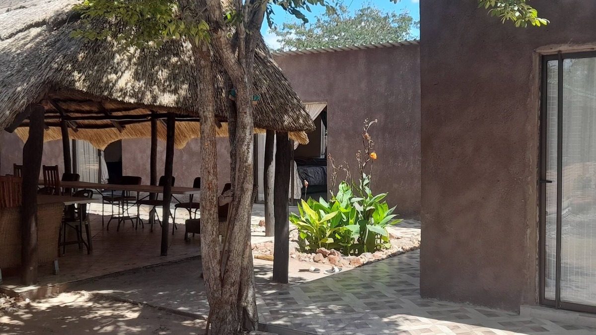 Dete House | Hwange National Park Guest House