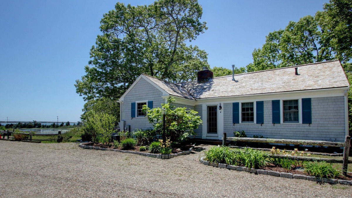 Hyannis Port Cottage | Hyannis Port Cottage with Ocean Views and Access to 3 Beautiful Ocean Beaches!