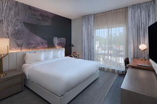 The Woodlands Hotel | Hyatt Centric The Woodlands